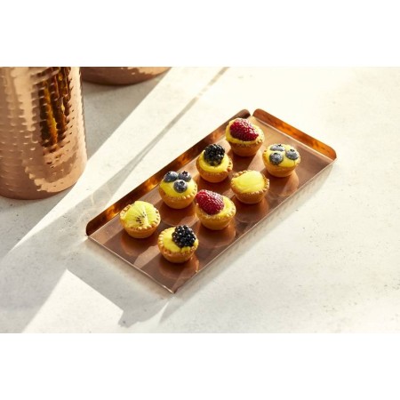 Vassoio in acciaio con lati martellati, finitura color rame 30,5x21x1,3 cm